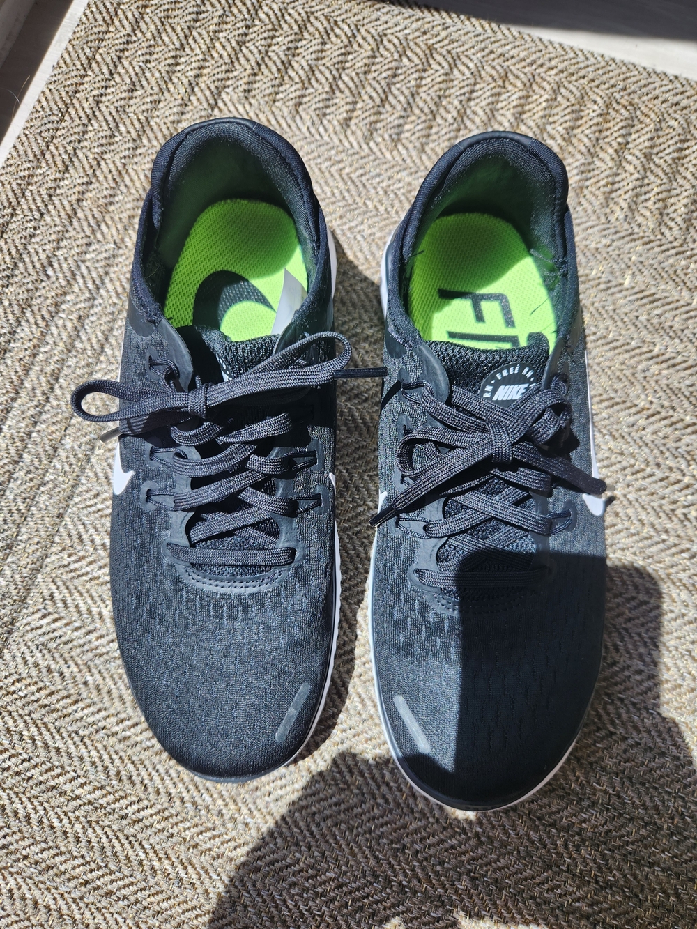 Nike Free RN Women's 8.5 - Picture 4 of 4